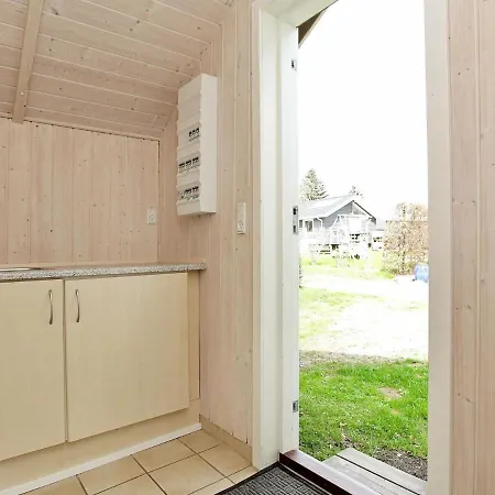 Dom wakacyjny Four-bedroom Holiday In Hemmet 6 *